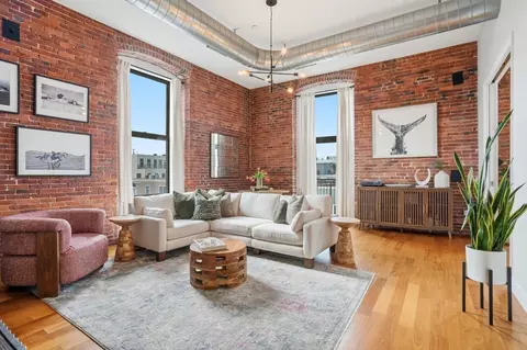 125 B St #4C, Boston, MA 02127