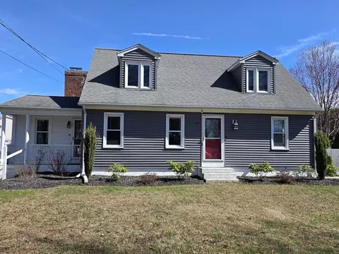 390 Barry St, Agawam, MA 01030