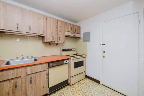 Kitchen - 16 Erick Rd #4, Mansfield, MA 02048 photo 1 of 2