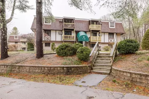 16 Erick Rd #4, Mansfield, MA 02048