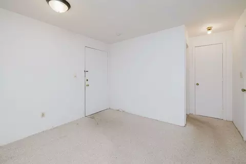 Living - 16 Erick Rd #4, Mansfield, MA 02048 photo 2 of 3