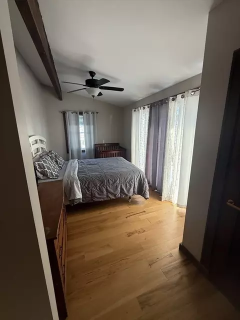 Bedroom - 271 Central Ave, Marshfield, MA 02050 photo 2 of 3