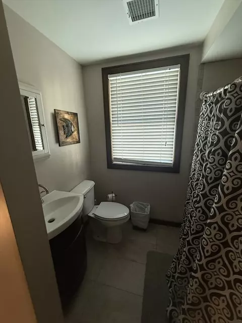 Bath - 271 Central Ave, Marshfield, MA 02050 photo 4 of 5