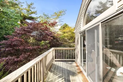 33 Thoreau, Beverly, MA 01915 photo 17