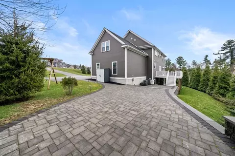 Exterior - 45 Saddleback Ln, Canton, MA 02021 photo 3 of 4