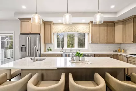 Kitchen - 45 Saddleback Ln, Canton, MA 02021 photo 3 of 4
