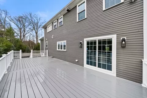 Exterior - 45 Saddleback Ln, Canton, MA 02021 photo 4 of 4
