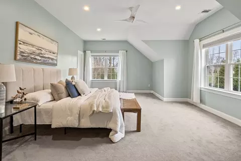 Bedroom - 45 Saddleback Ln, Canton, MA 02021 photo 2 of 6