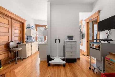 Entry Way - 826 Broadway, Everett, MA 02149 photo 4 of 11