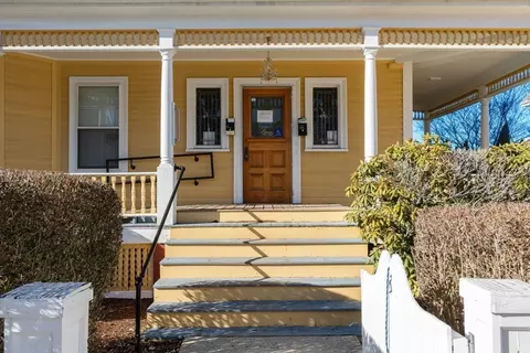 Exterior - 826 Broadway, Everett, MA 02149 photo 3 of 5