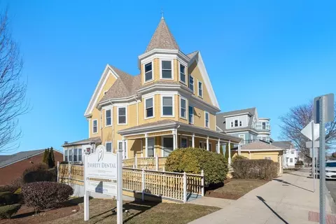 Exterior - 826 Broadway, Everett, MA 02149 photo 4 of 5
