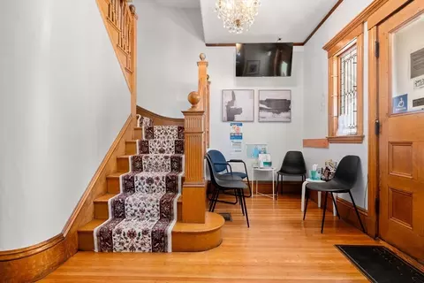 Entry Way - 826 Broadway, Everett, MA 02149 photo 8 of 11