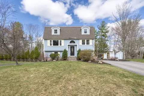 34 Cary St, Wilmington, MA 01887