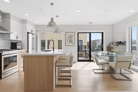 457 W Broadway #506, Boston, MA 02127