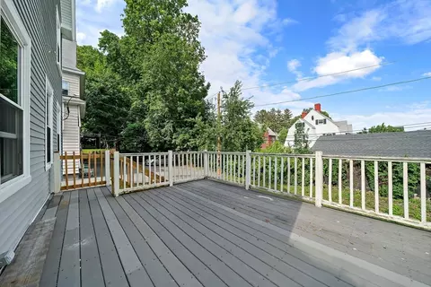Exterior - 10 Trowbridge Rd, Worcester, MA 01609 photo 6 of 6