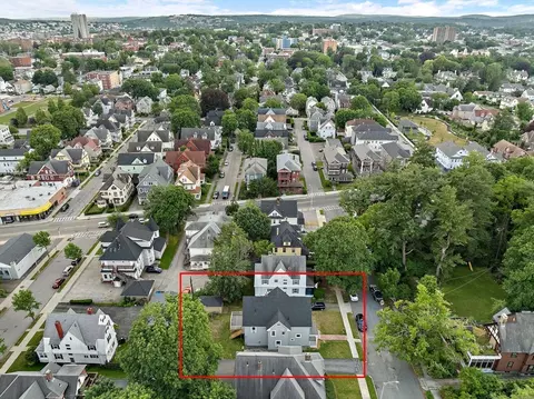View/Area - 10 Trowbridge Rd, Worcester, MA 01609 photo 2 of 5