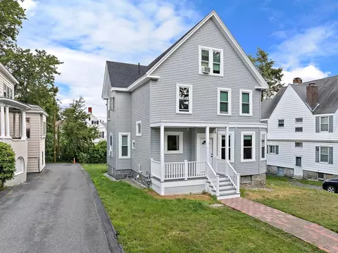 Exterior - 10 Trowbridge Rd, Worcester, MA 01609 photo 3 of 6