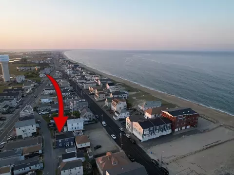 30 Old Town Way #B, Salisbury, MA 01952