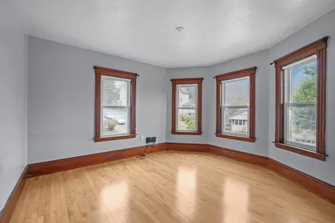 Living - 41 Tatman St, Worcester, MA 01607 photo 4 of 4
