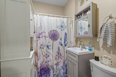 Bath - 41 Tatman St, Worcester, MA 01607 photo 1 of 2
