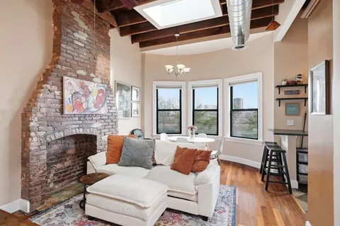 189 Cambridge St #3, Boston, MA 02134