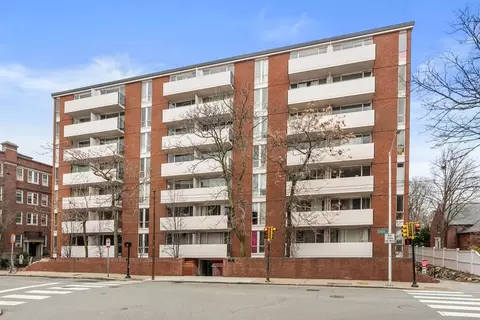 29 Concord Ave #504, Cambridge, MA 02138