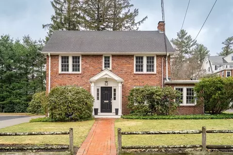 66 Moffat Rd, Newton, MA 02468