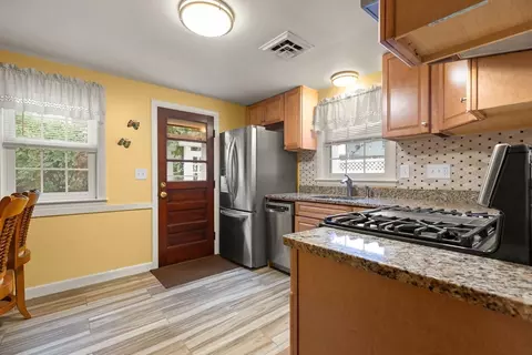 27 Edison Ave, Dedham, MA 02026 photo 7