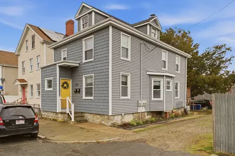 184 Summer St, New Bedford, MA 02740