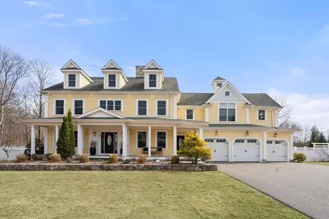 11 Briarwood Dr, Westwood, MA 02090