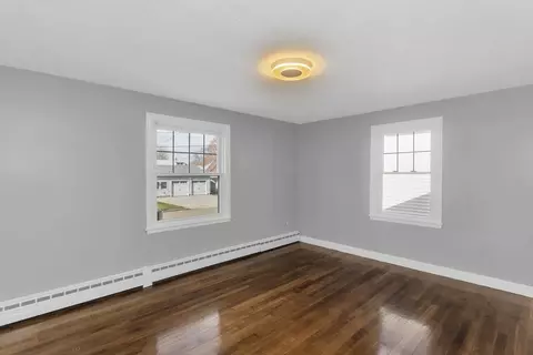 49 Bennett St, Chicopee, MA 01013 photo 27