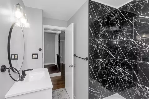 49 Bennett St, Chicopee, MA 01013 photo 18