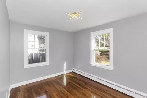 49 Bennett St, Chicopee, MA 01013 photo 23