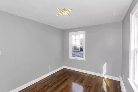 49 Bennett St, Chicopee, MA 01013 photo 24
