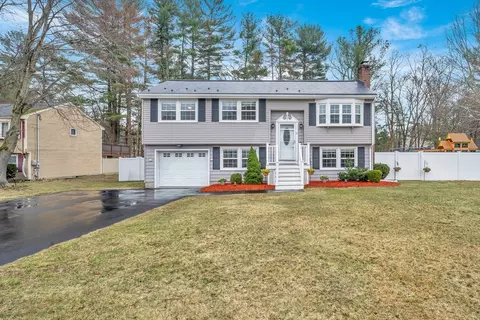 13 Brookside Dr, Billerica, MA 01821