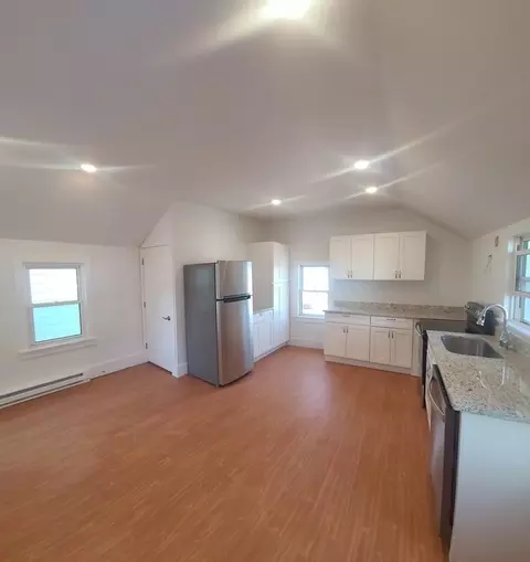 148 Florence St, Everett, MA 02149 photo 15