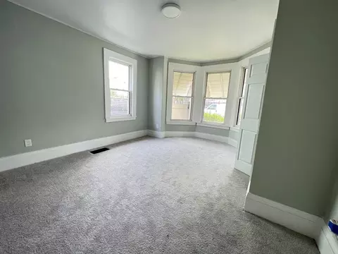 148 Florence St, Everett, MA 02149 photo 6