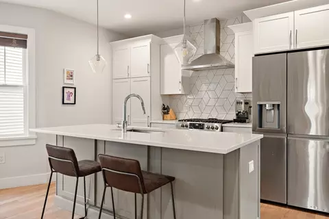 93 Central St #1, Somerville, MA 02143