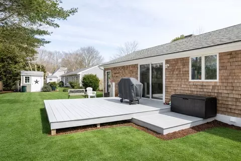 39 Mainsle Ln, Hyannis, MA 02601 photo 18