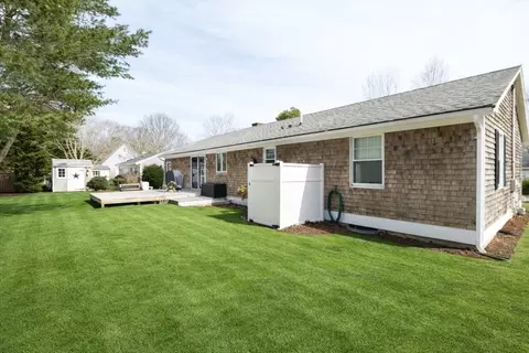 39 Mainsle Ln, Hyannis, MA 02601 photo 17