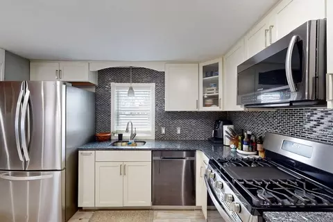 22 Harrington Rd, Chicopee, MA 01020 photo 8