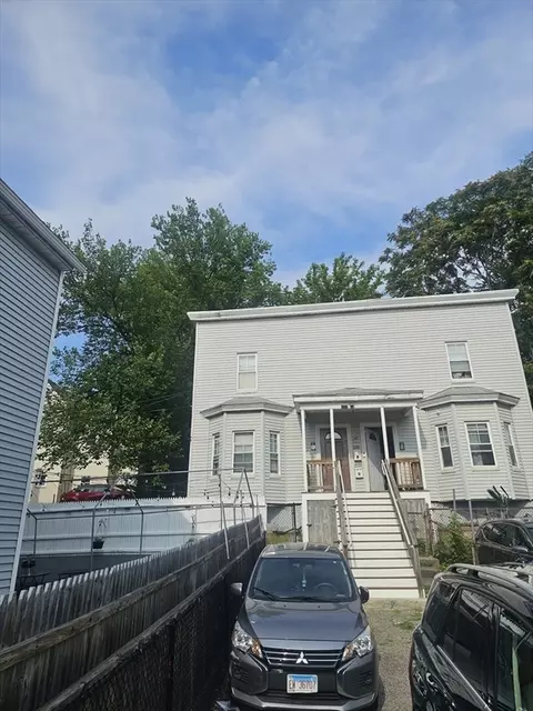 233-235 Main St, Everett, MA 02149