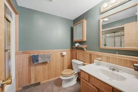 Bath - 11 Laurel Dr, Easthampton, MA 01027 photo 2 of 2