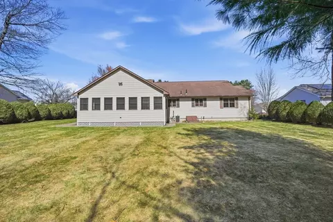 Exterior - 11 Laurel Dr, Easthampton, MA 01027 photo 5 of 6