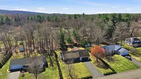 View/Area - 11 Laurel Dr, Easthampton, MA 01027 photo 4 of 4
