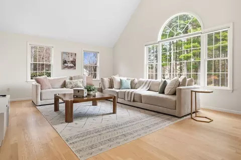 32 Cabral Dr, Middleton, MA 01949 photo 7