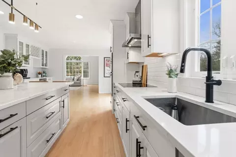32 Cabral Dr, Middleton, MA 01949 photo 14