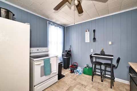 232 Alden St, Fall River, MA 02723 photo 12