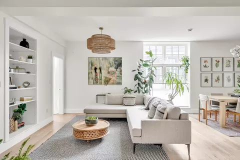 101 Third St #2, Cambridge, MA 02141