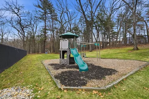 41 Jamestown Dr #41, Springfield, MA 01108 photo 35